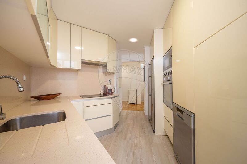 Apartamento T1 Alvalade Lisboa - mobilado, 2º andar