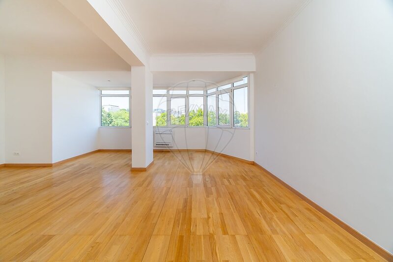 Apartamento T3 para arrendar em Campolide, Lisboa RE/MAX Portugal
