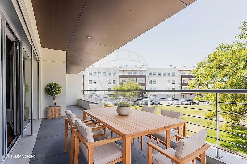 Apartment Renovated T3 Oeiras - balconies, balcony, swimming pool, garden, air conditioning, gardens, condominium