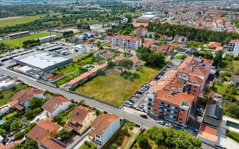 Terreno Misto com 2002m2 Nossa Senhora de Fátima Entroncamento