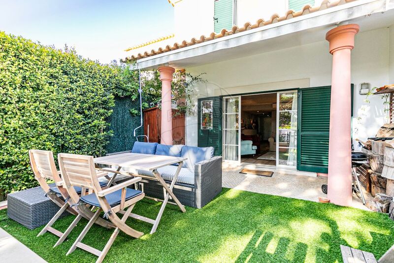 House 2 bedrooms Refurbished Cascais - terrace, playground, swimming pool, private condominium, fireplace, parking lot, air conditioning, plenty of natural light, gardens, tennis court