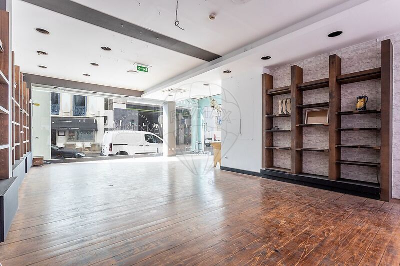 Shop Estrela Lisboa - storefront