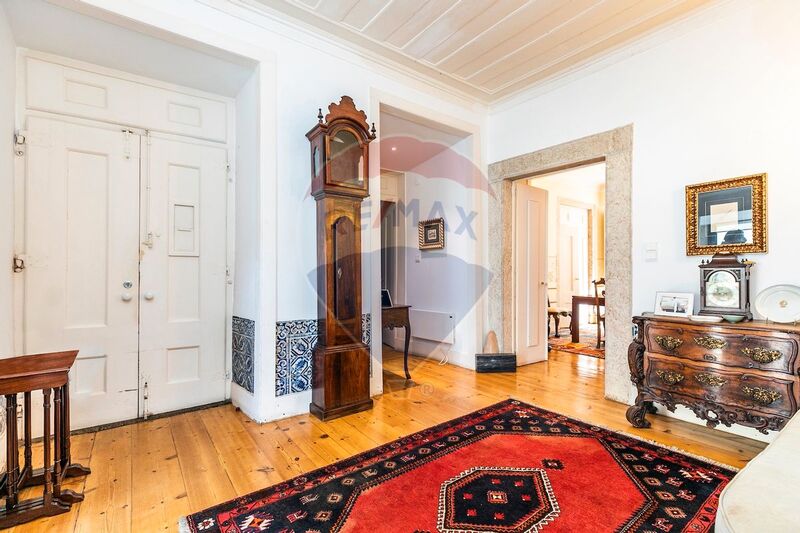 Apartment Renovated 2 bedrooms Misericórdia Lisboa - very quiet area