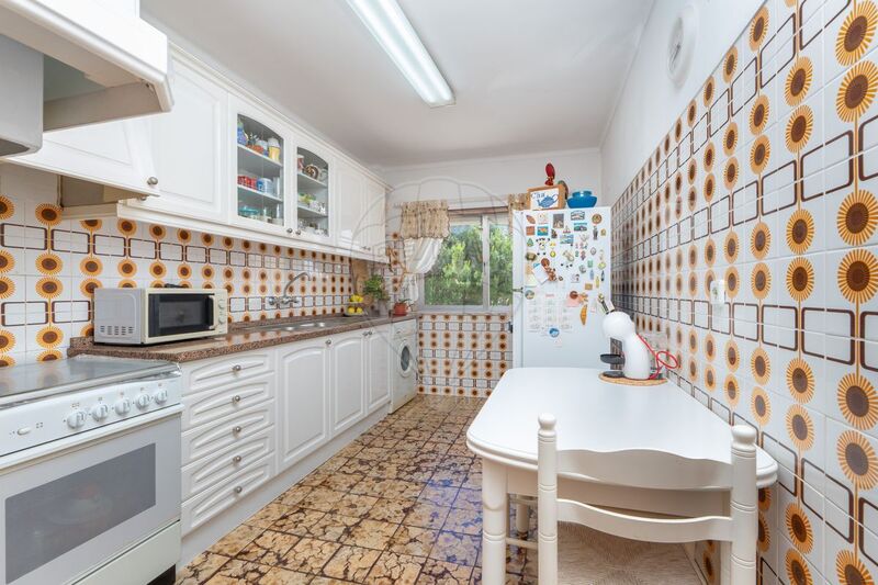 Apartment T3 Cascais - store room, marquee