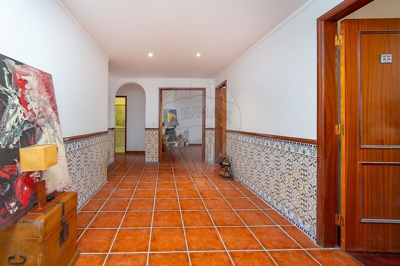 Wohnung geräumig T2 Algueirão-Mem Martins Sintra - balkon, kamin, abstellraum, bergblick