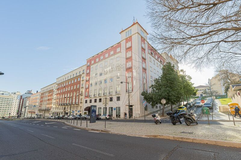 Apartment T6 Avenidas Novas Lisboa