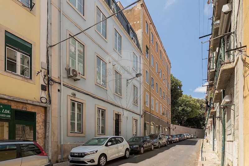 Apartment 2 bedrooms in the center Arroios Lisboa - great location, gardens