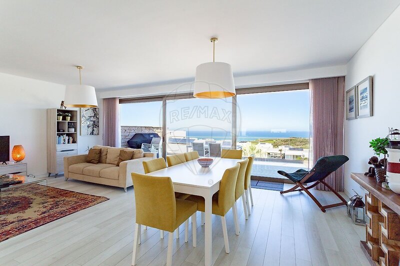 Moradia T3 à venda em Lourinhã e Atalaia, Lourinhã RE/MAX Portugal