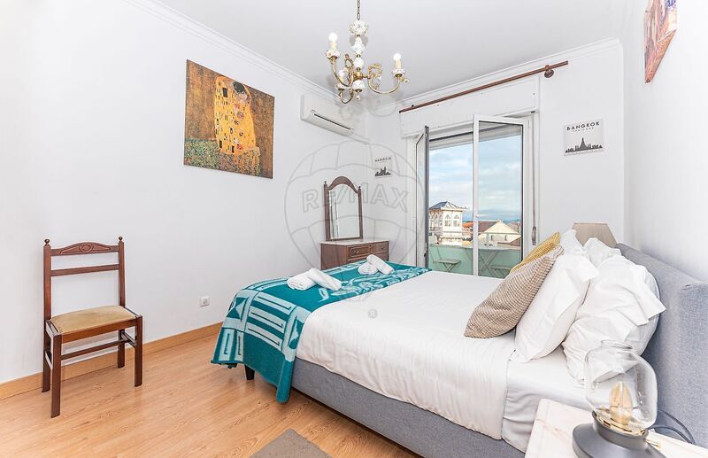 Apartamento T2 no centro São Vicente de Fora Lisboa - ar condicionado, varanda, vista rio, jardim