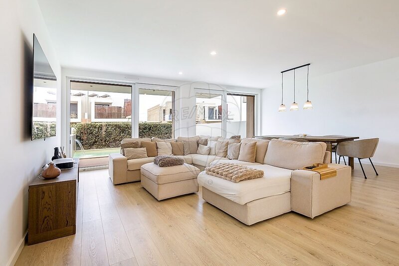 Moradia T3 de luxo à venda em Ericeira, Mafra RE/MAX Portugal