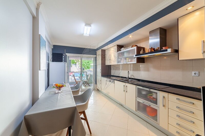 Appartement T3 Moderne Montijo - cellier, piscine, barbecue, balcons, climatisation