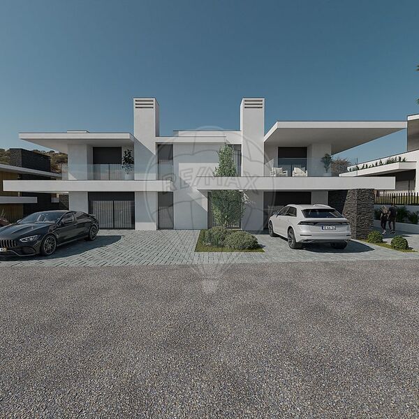 Moradia nova V5 Sintra - condomínio privado, varanda, ar condicionado, jardins