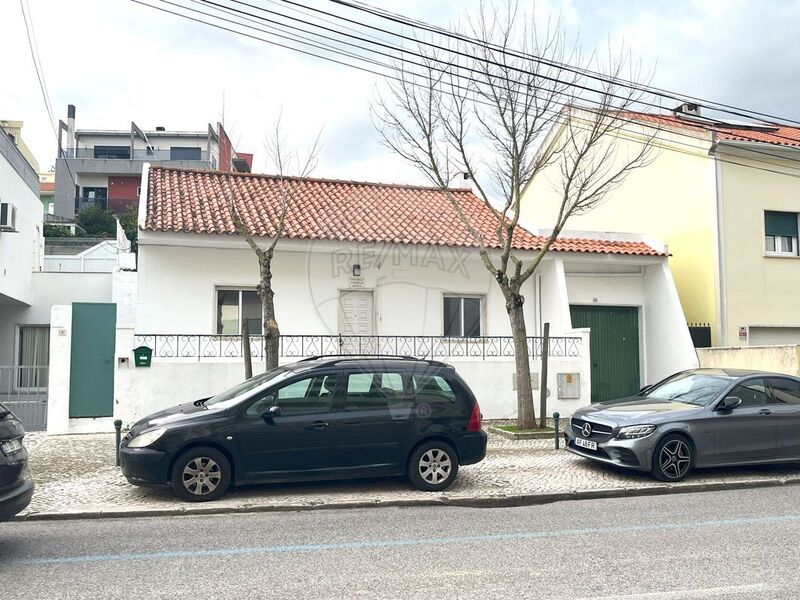 House Single storey V2 Odivelas - garden, excellent location