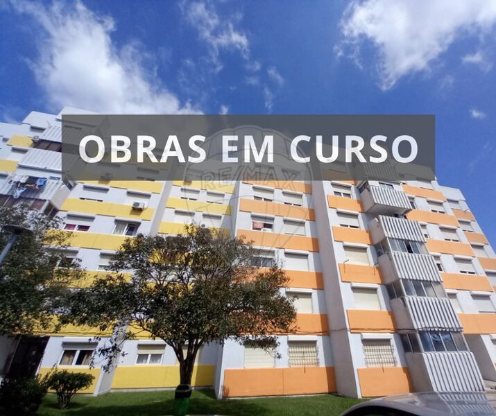 апартаменты с ремонтом T3 Santo António da Charneca Barreiro - веранда, двойные стекла