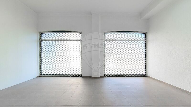 Shop Mafra - storefront