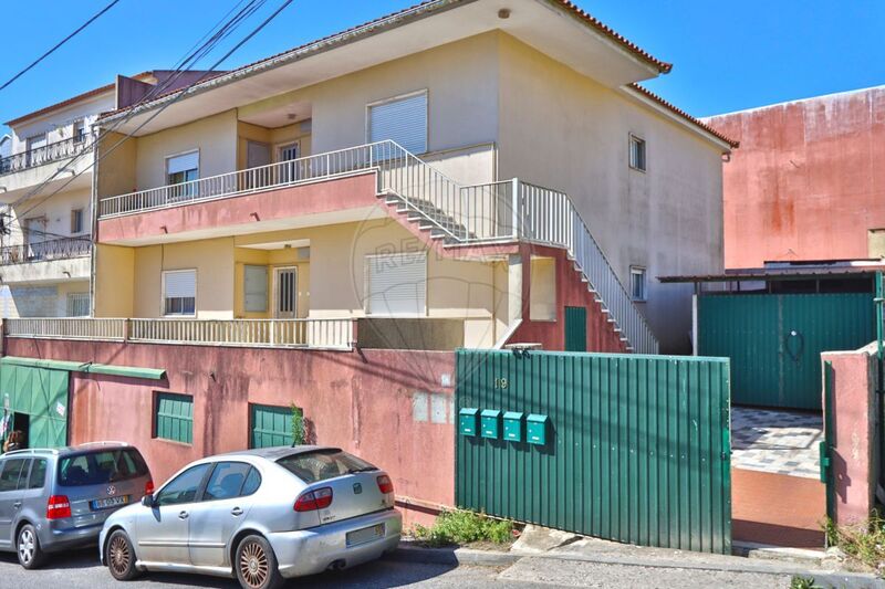 Building Refurbished in good condition Mina de Água Amadora - balconies, exterior area, balcony