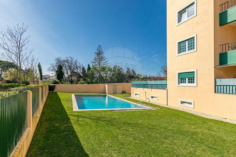 апартаменты T2 современная Estoril Cascais - сад, веранда, веранды, экипированная кухня, бассейн