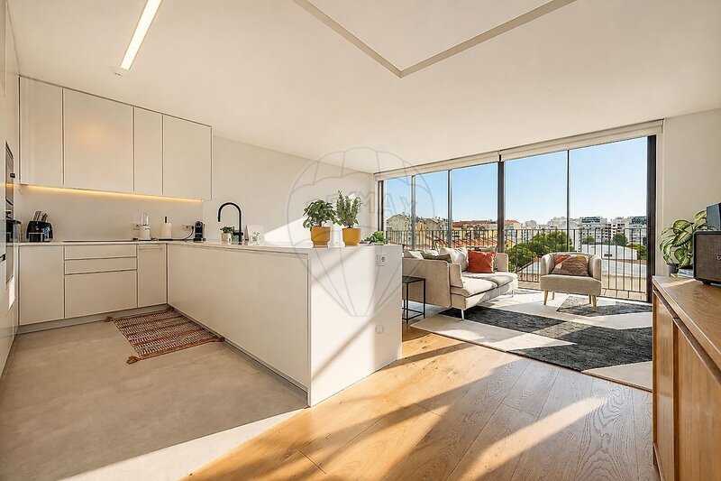 Apartamento T2 de luxo à venda em Benfica, Lisboa RE/MAX Portugal
