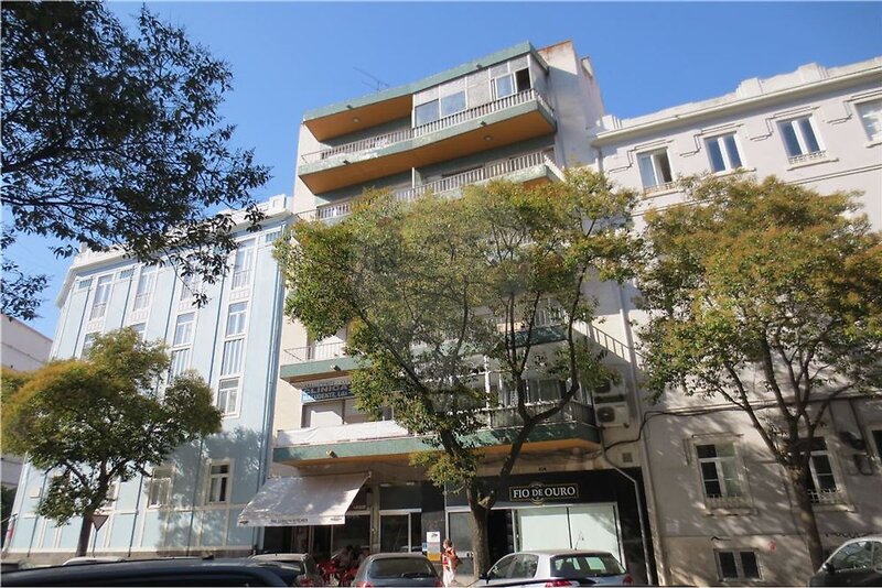 Apartamento bem localizado T2 Arroios Lisboa - varanda, cozinha equipada