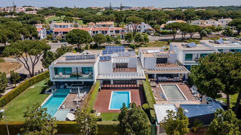 House Luxury V5 Quarteira Loulé - tennis court, equipped kitchen, garden, terrace, alarm, garage, swimming pool, air conditioning