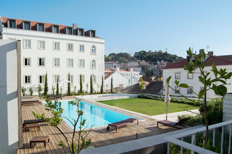 Apartment Luxury in the center 2 bedrooms São Vicente de Fora Lisboa - garage, balcony, gated community, swimming pool, air conditioning, garden