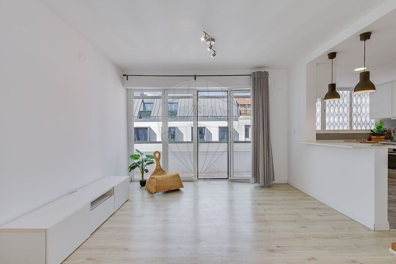 Apartamento Reformado T1 Campo de Ourique Lisboa - varanda