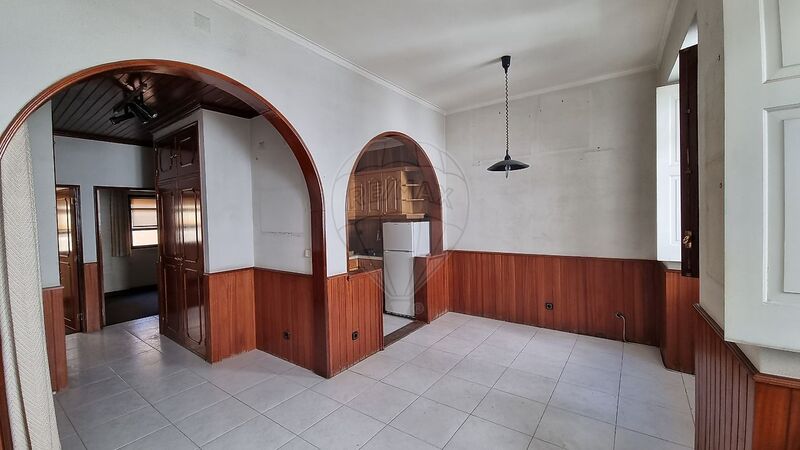 Apartamento para remodelar T2 Misericórdia Lisboa - 2º andar