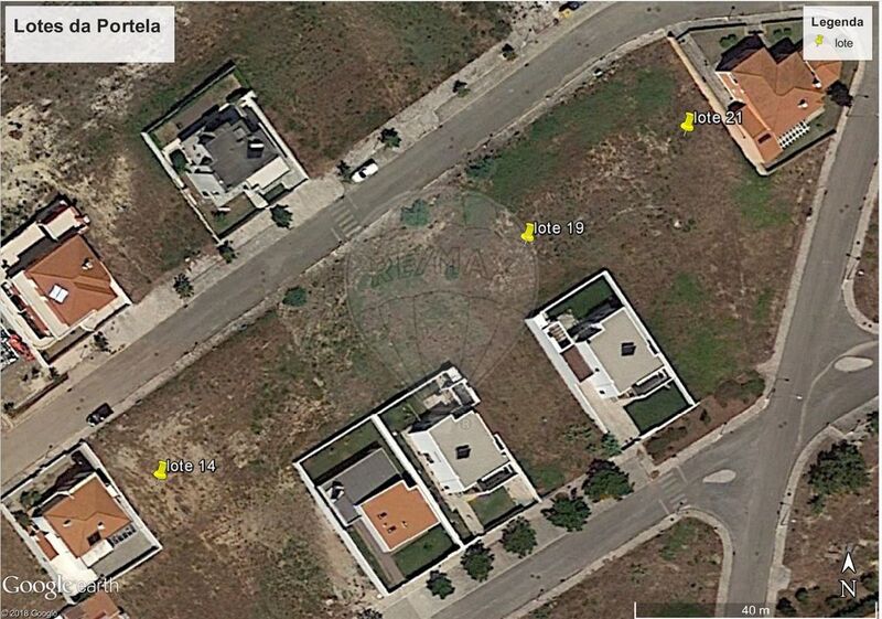 Plot of land with 413sqm Torres Vedras - excellent access