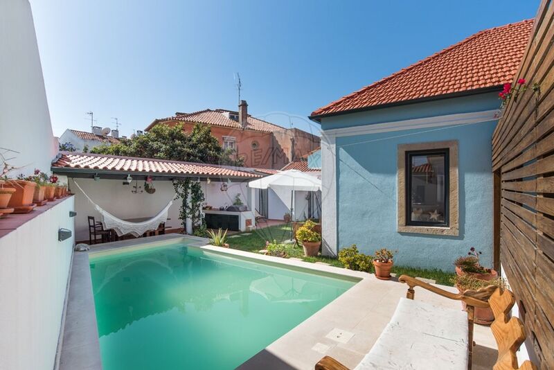 House in the center V4 Oeiras - swimming pool, balcony, gardens, garden