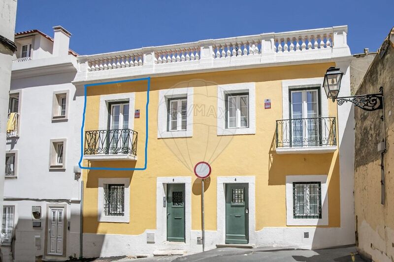 Apartment 1 bedrooms in the center Arroios Lisboa - double glazing, equipped, balcony, garden