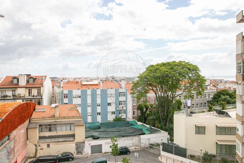 апартаменты T1 Campo de Ourique Lisboa - сад, терраса, 4º этаж