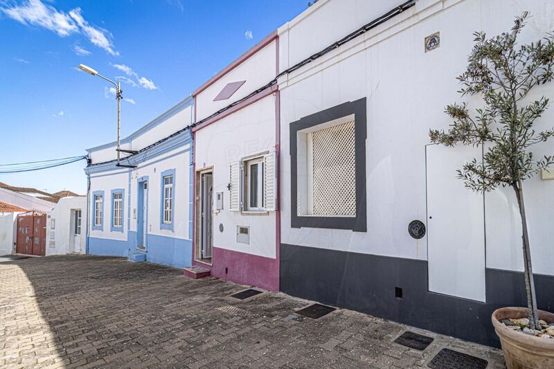 House 2 bedrooms Typical in the center Tavira - attic, equipped kitchen, store room