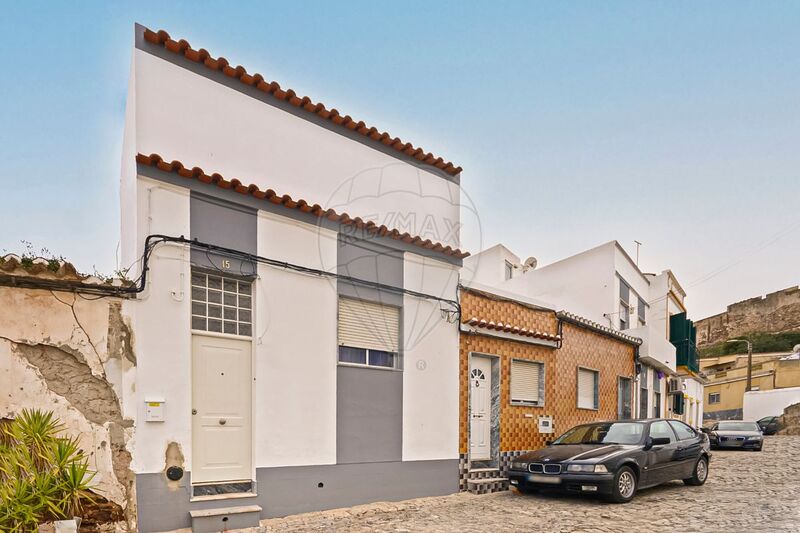 House Renovated in the center 5 bedrooms Castro Marim - fireplace, backyard, terrace, store room, equipped kitchen