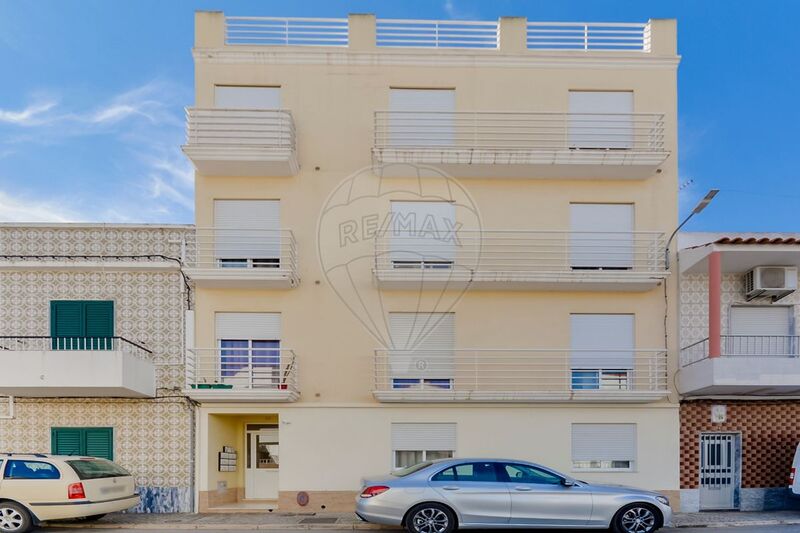 Apartamento Semi novo T1 Vila Real de Santo António - varanda, 1º andar