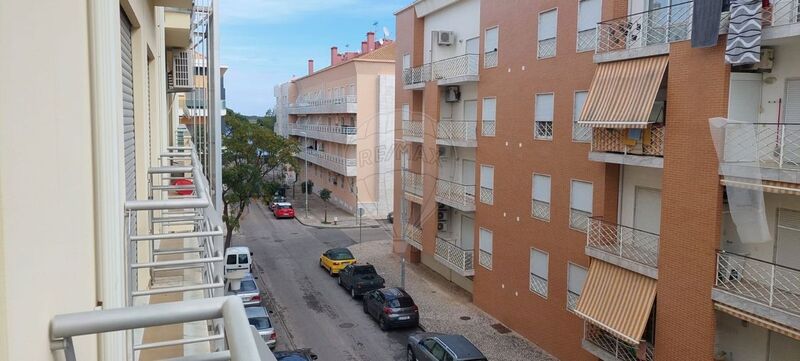 Apartment excellent condition 2 bedrooms Vila Real de Santo António - kitchen, 2nd floor, air conditioning, parking lot
