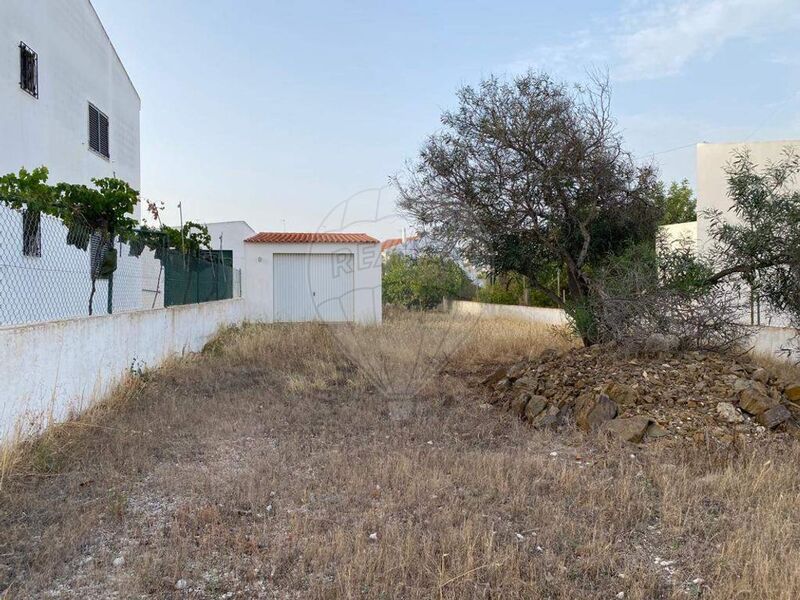 Land Urban/agricultural with 920sqm Castro Marim - construction viability, garage, easy access