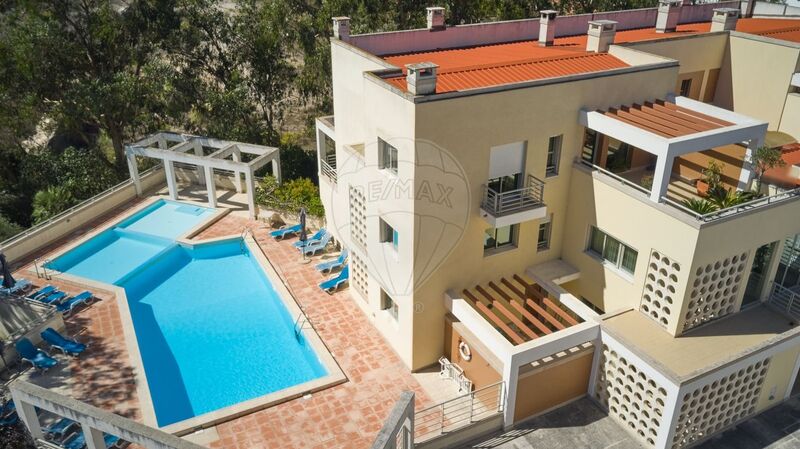 Apartment T4 Duplex Rio de Mouro Sintra - terrace, barbecue, fireplace, gated community, double glazing, swimming pool, garage, playground, store room, balcony
