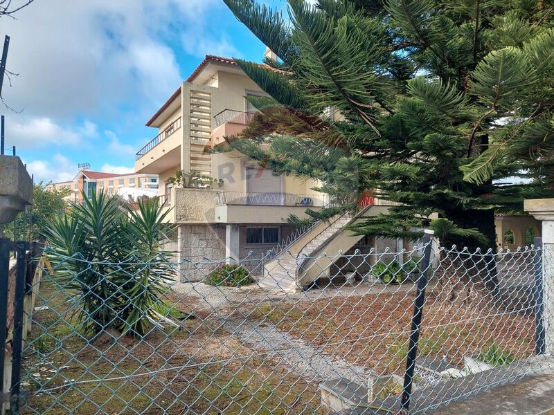 Moradia V6 Isolada para recuperar Cascais à venda - arrecadação, jardim, terraço, piscina