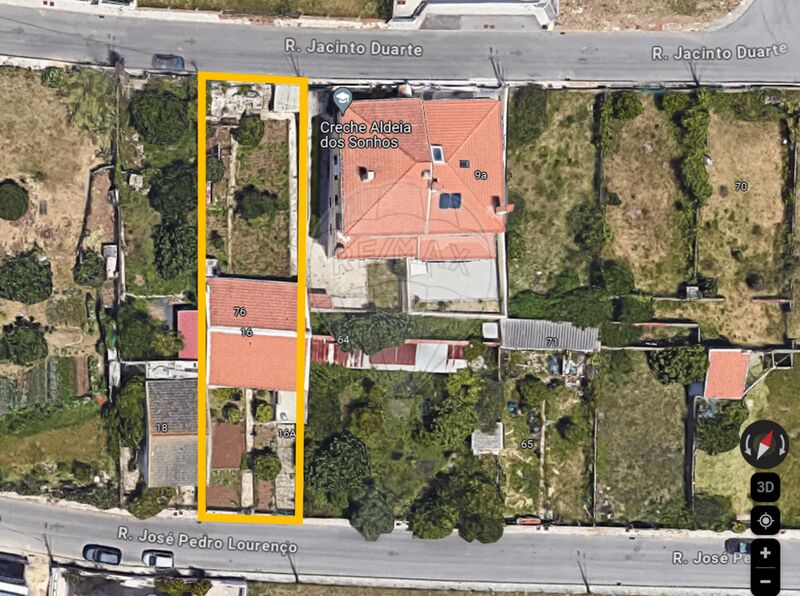 Plot of land with 619sqm Loures