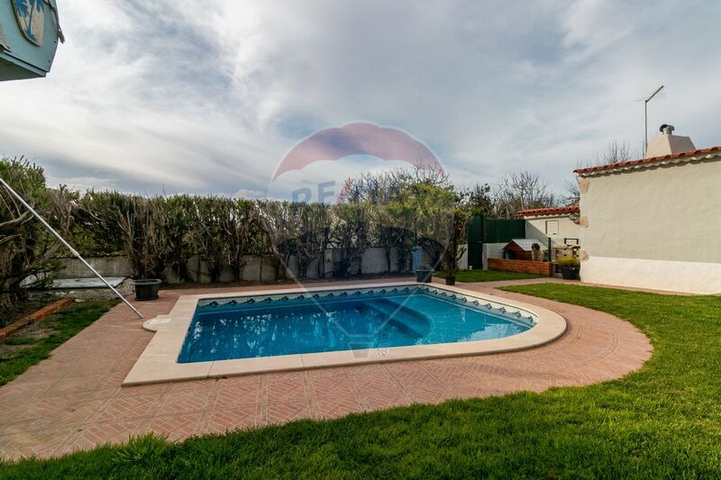 Moradia V8 para venda Mafra - garagem, piscina