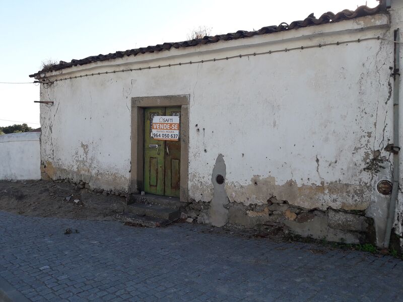 Moradia em ruínas Alpalhão Nisa à venda