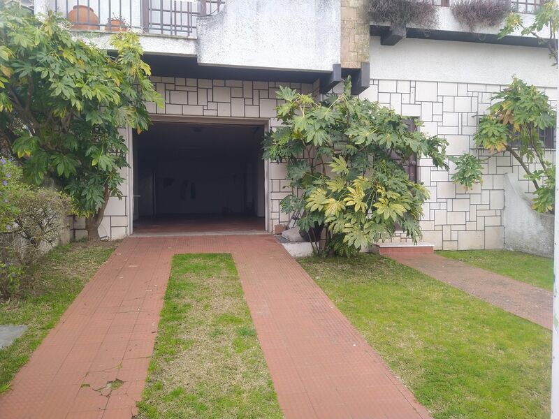 House 4 bedrooms Braga - garden, attic, garage, barbecue