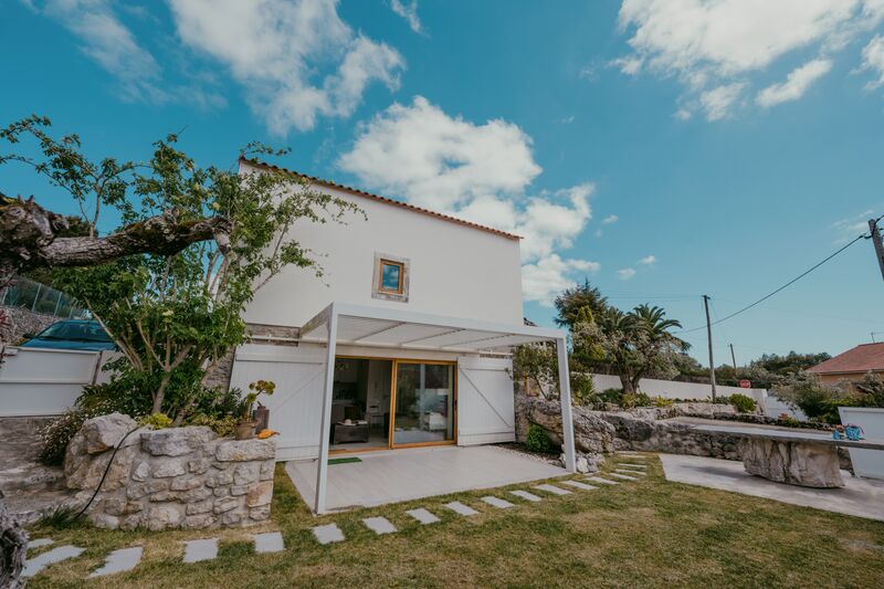 House Isolated V3 Alcaria Porto de Mós - garden, heat insulation, swimming pool, air conditioning, very quiet area, equipped kitchen