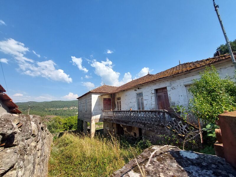 House V4 in good condition Cristoval Melgaço