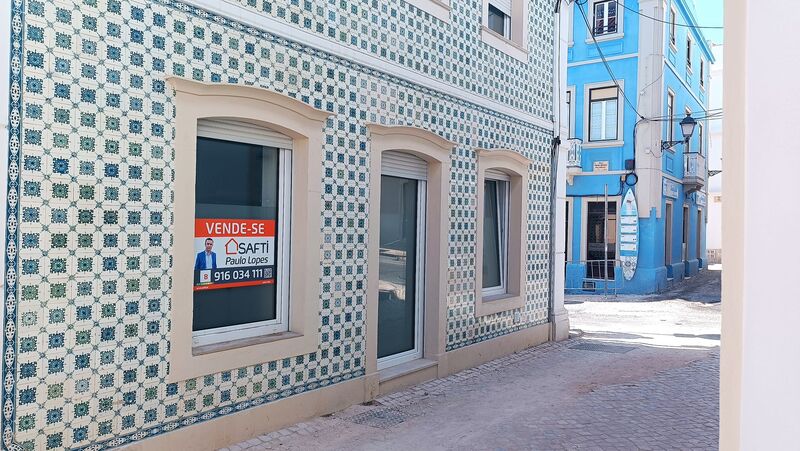 Apartment nuevo in the center T3 Nazaré - furnished, kitchen, thermal insulation, equipped, air conditioning, solar panels