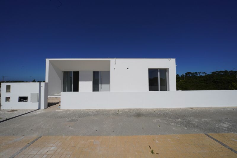 жилой дом элитная в процессе строительства V4 Pedra do Ouro Alcobaça - гараж, бассейн, сад, веранда