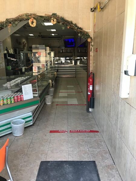 Pastry shop in good condition Canelas Vila Nova de Gaia - terraces, terrace