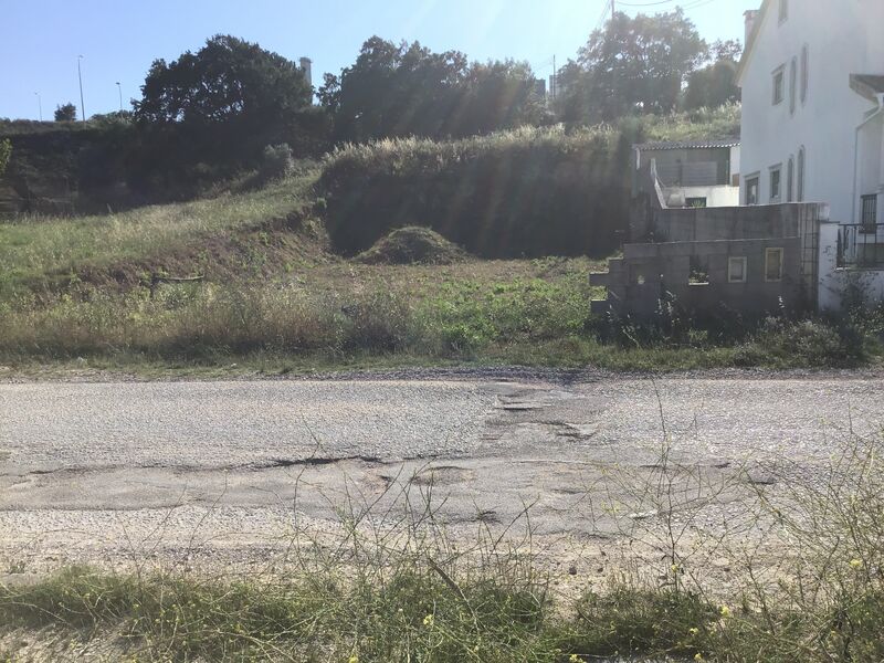 Venda Lote com projecto aprovado Cancela do Leão Torres Novas - bons acessos