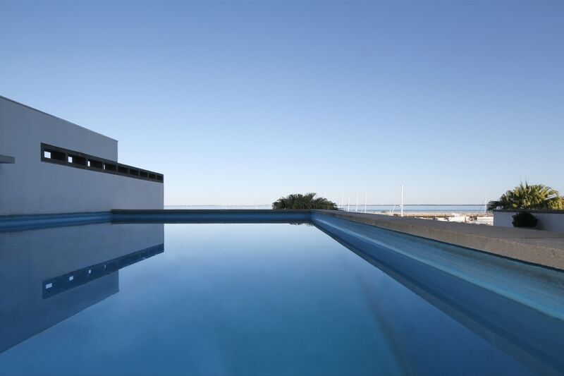 Apartment T3 Parque das Nações Lisboa - store room, swimming pool, terrace