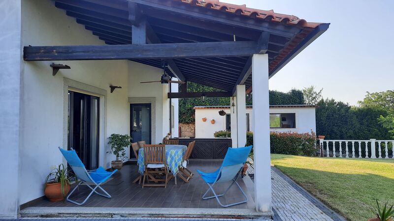 Farm V4 Oliveira do Conde Carregal do Sal - garage, garden, water, fruit trees, solar panels, solar panels, heat insulation, air conditioning